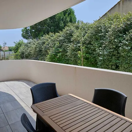 Appartement T2 Terrasse Et Piscine 300M De La Plage