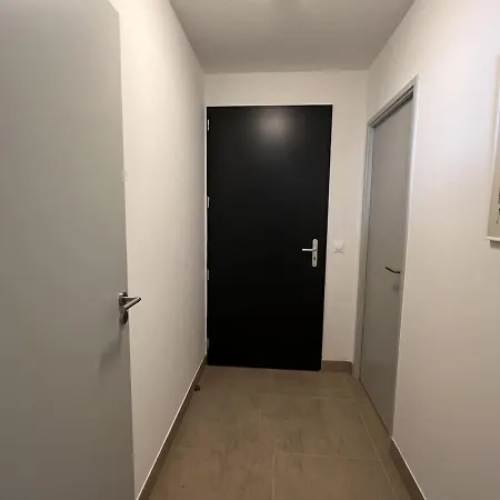 شقة Appartement T2 Terrasse Et Piscine 300M De La Plage فالراس بلاج